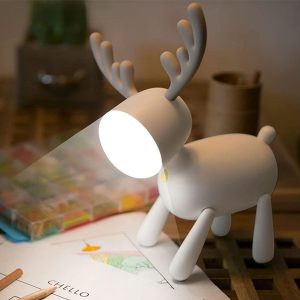 چراغ رومیزی سیلکونی فانتزی شارژی طرح گوزن L17 Cartoon deer small night light USB charging