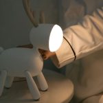 چراغ رومیزی سیلکونی فانتزی شارژی طرح گوزن L17 Cartoon deer small night light USB charging